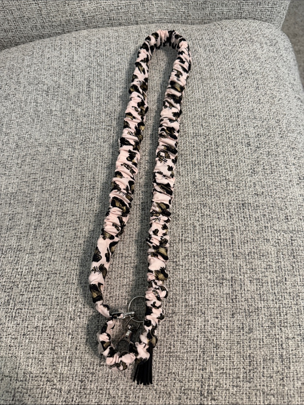 Stylish Pink Camo Fabric Lanyard Necklace with Tassel